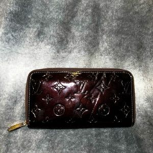 Louis Vuitton 2011 Monogram Vernis Zippy Wallet